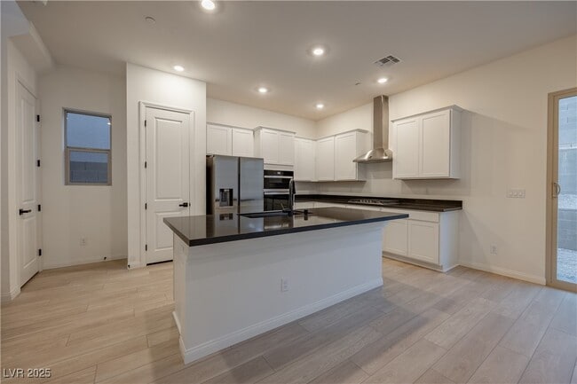 Photo - 119 Silver Run Ln