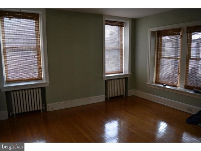 Photo - 7905 Ardleigh St