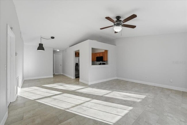 Photo - 1037 Chambord Ct