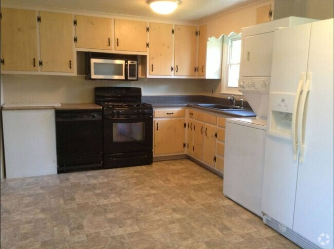 Building Photo - COMING SOON!! Charming 3-Bedroom, 1-Bath H... Rental