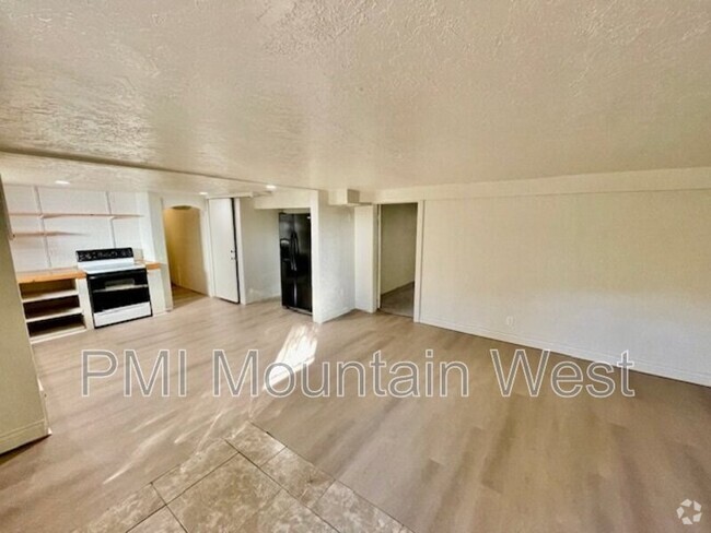 Building Photo - 1048 W 1700 S Unit B Rental