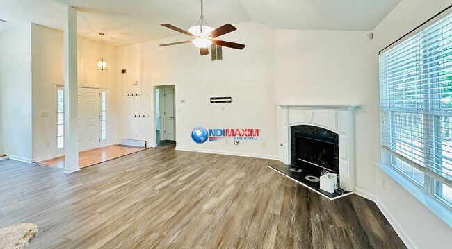 Photo - Very nice ranch in the MILL CREEK cluster ... Casa