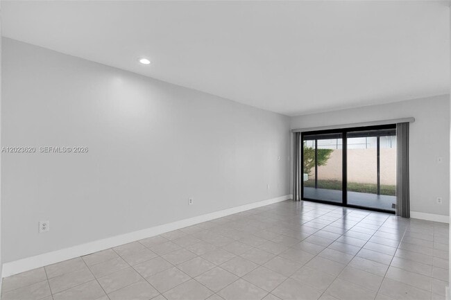 3815 SW 82nd Ave