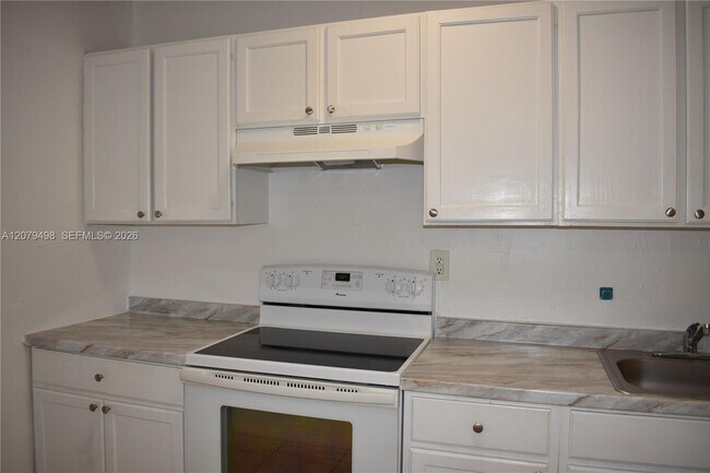 2300 Superior St Unit 1