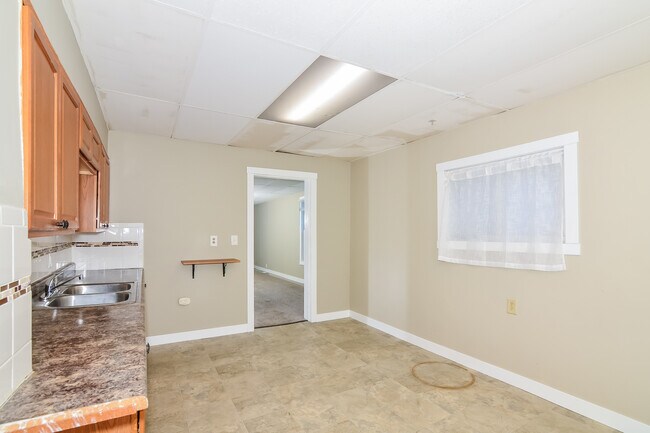 454 Sherburne Ave