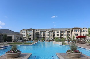 Blinn College Bryan Campus Off Housing Apartments Soco At Tower Point