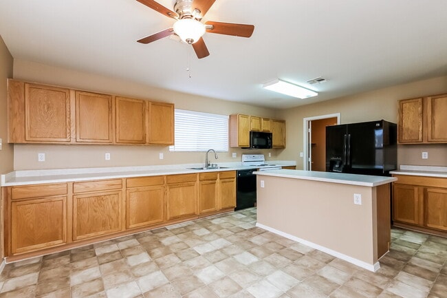 Photo - 2292 E Peach Tree Dr