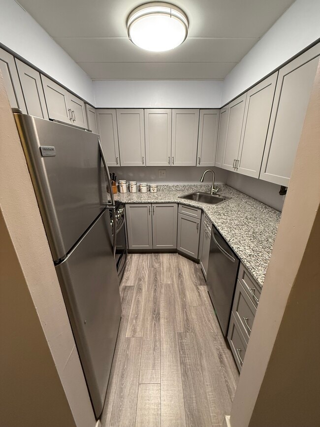 Building Photo - 5 Bayard Rd Unit 601 Rental