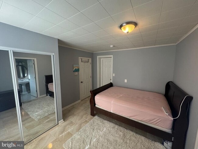 Photo - 9036 Lee Hwy