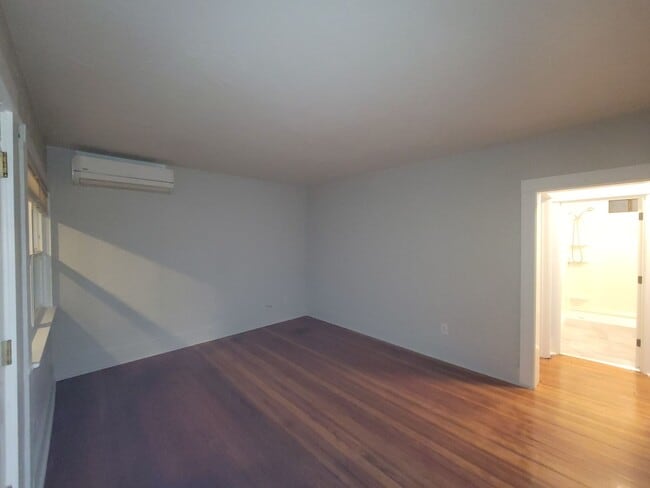 Photo - Charming 2 bed 1 bath