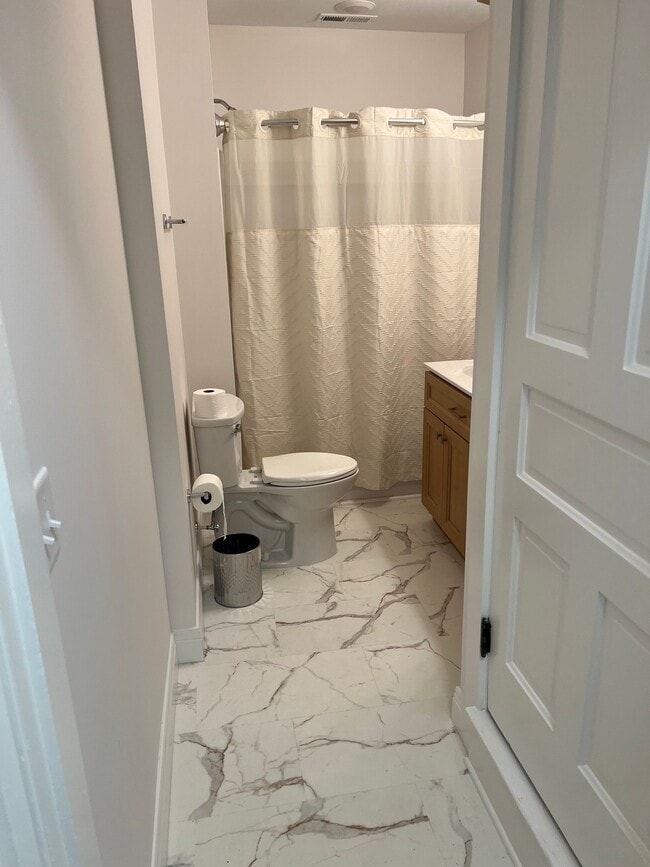 Photo - 526-528-528 S Market St Unit 528 1.5