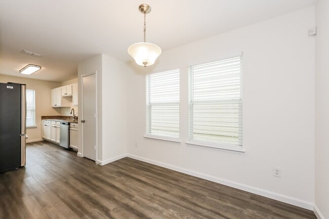 Photo - 10701 Many Oaks Dr