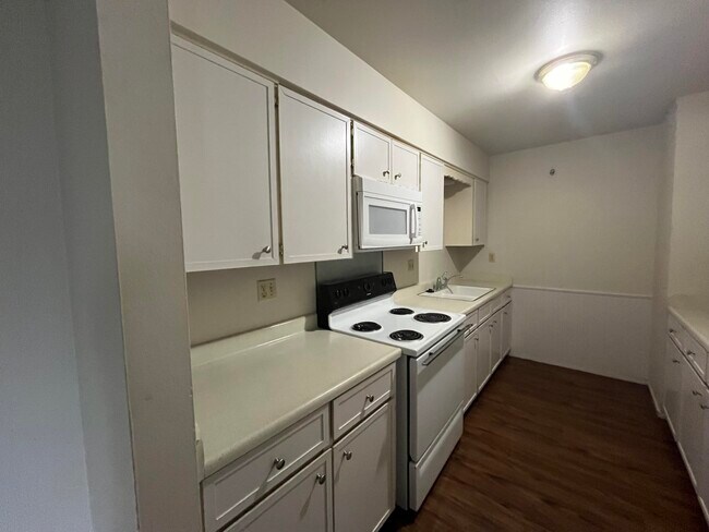 Photo - 3809 S 35th St