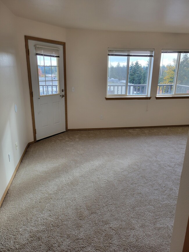 West Ridge Apartments