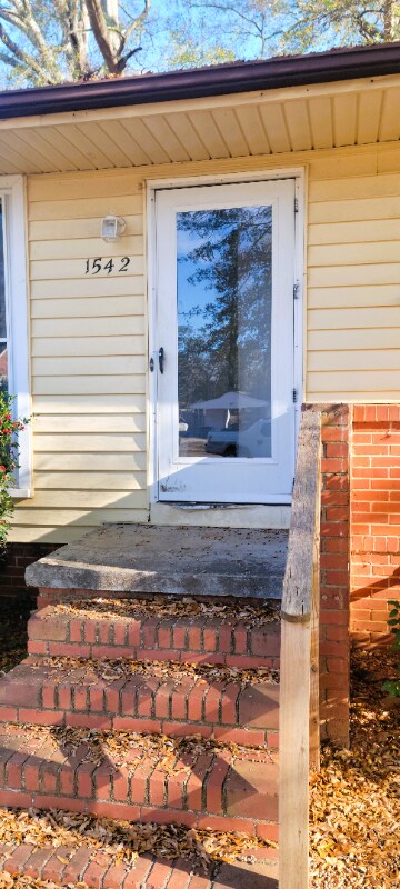 Photo - 1542 E Perry St