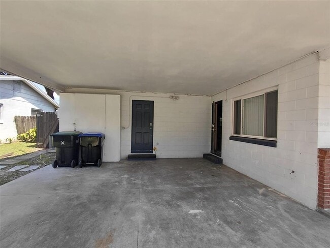 Photo - 1527 Leeway Ave