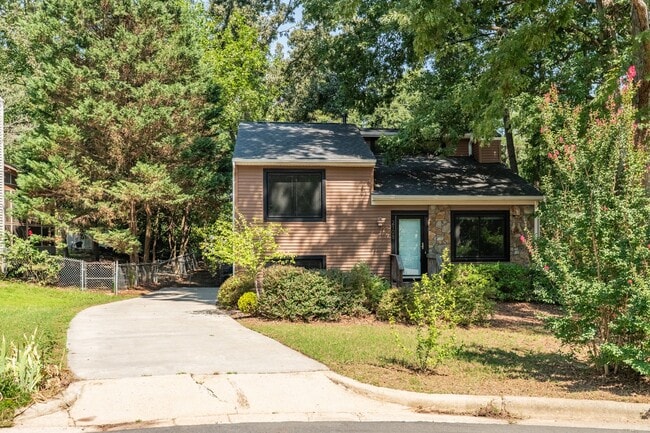 Building Photo - 2108 Mariner Cir