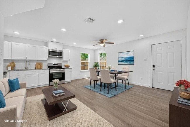 Building Photo - 9405 Madera Rd Rental