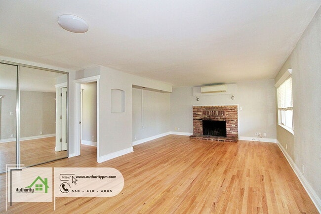 Photo - 3773 Ricardo Ave