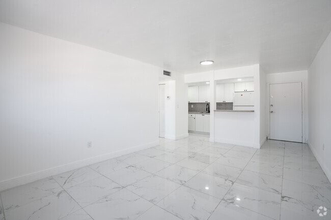 1 habitación, 1 baño - 550 pies cuadrados - Sala de estar/cocina