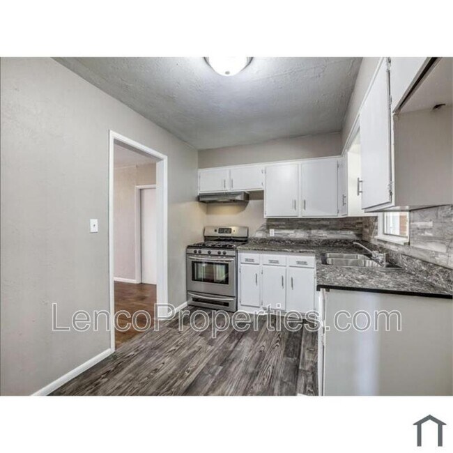 Photo - 2741 SW Murray Dr