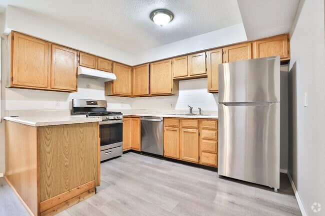 Building Photo - 1400-1402 Chancellor Unit 1400 Chancellor Rental