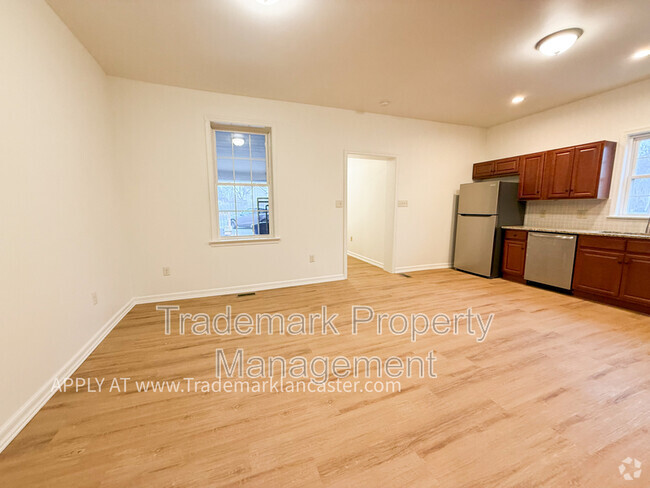 Building Photo - 4561 Horseshoe Pike Unit 10 Rental