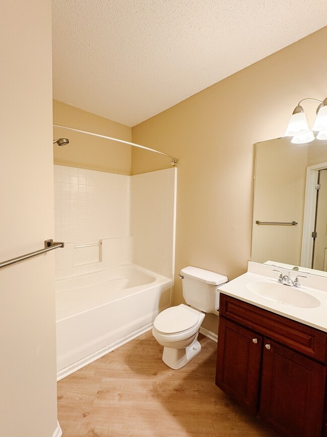 Photo - 649 Old Hwy 8