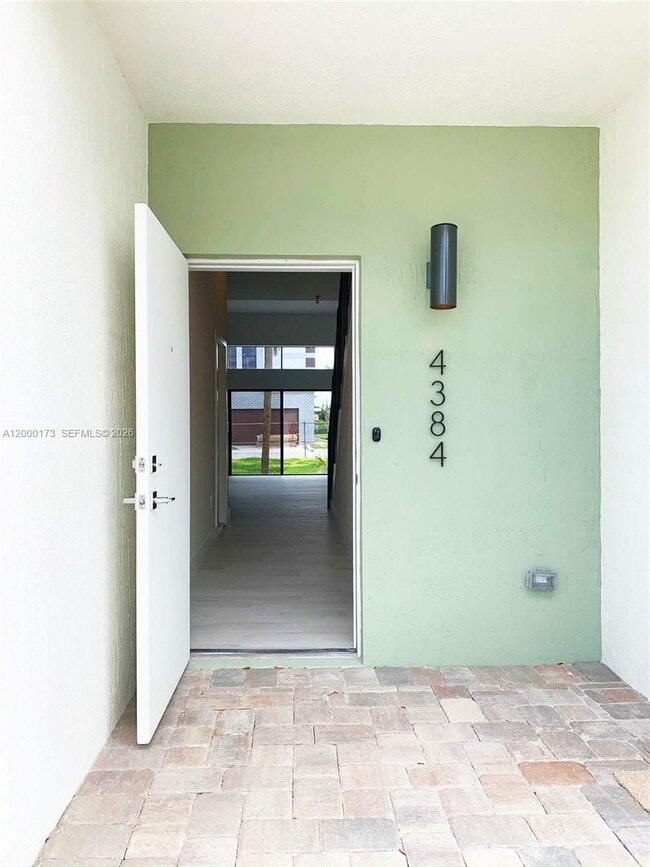 Photo - 4384 NW 9th St.