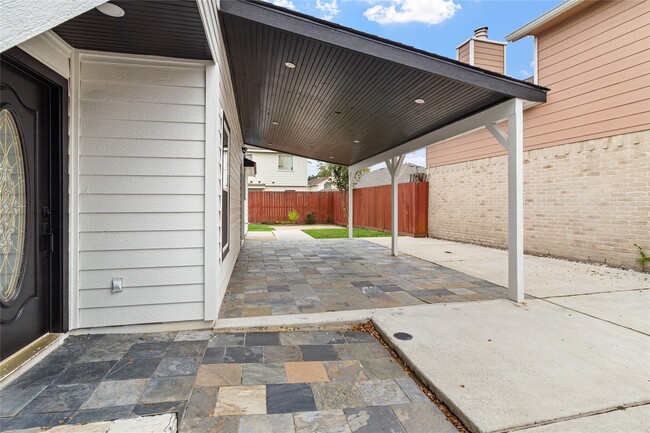 Photo - 3718 Storm Creek Dr