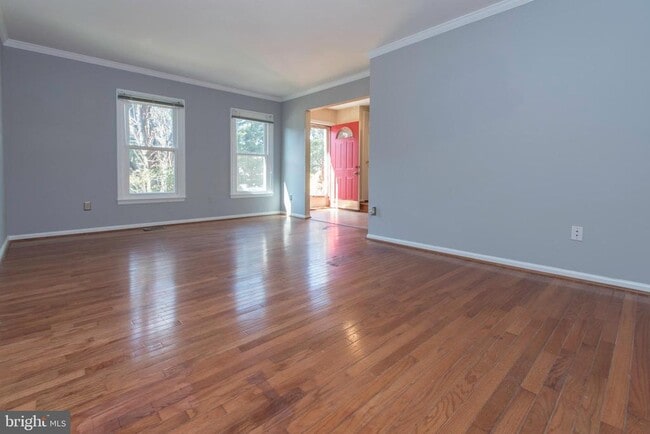 Photo - 48 Pontiac Way