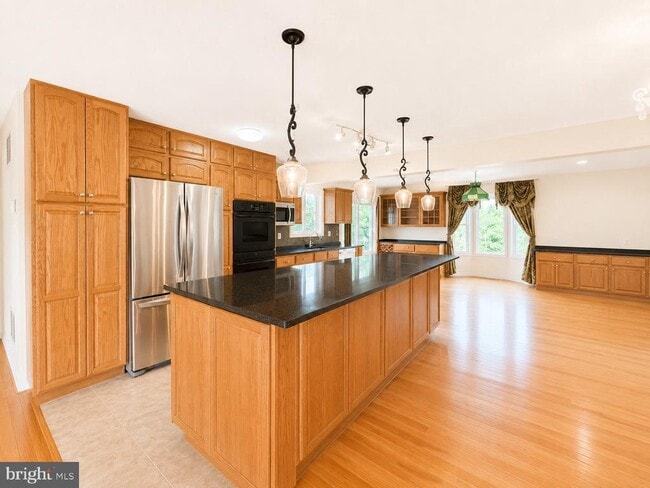 Building Photo - 13354 Jasper Ct