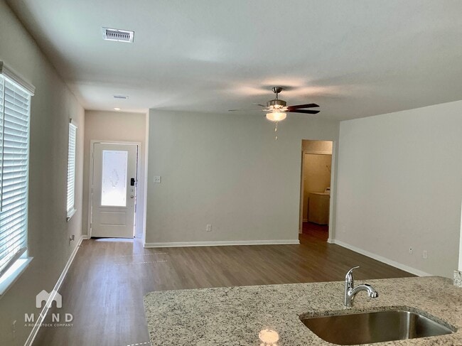 Photo - 15442 Maple Ter Dr