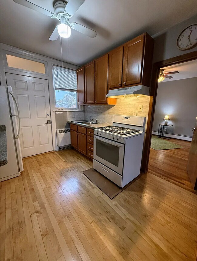 Photo - 6010 W Seminole St Unit 2