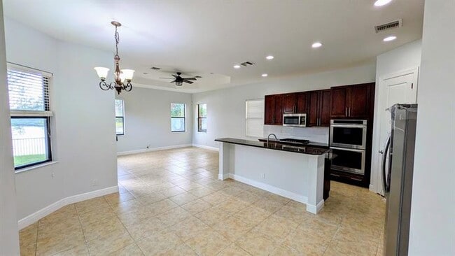 Photo - 11555 NW 81st Pl
