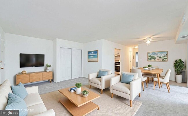 Photo - 5200 Quincy St Unit 304