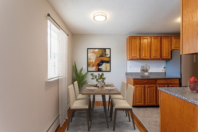 Photo - 187 Salmon Brook Dr Unit 70-187C
