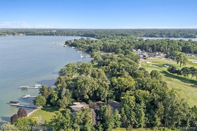 Photo - 3333 W Shore Dr