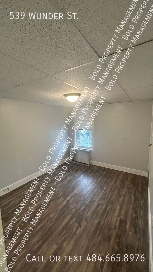 Photo - 539 Wunder St