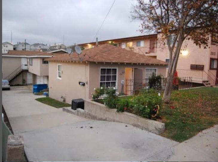 Photo - 2011 Rockefeller Ln Unit C