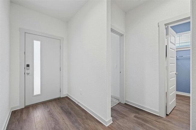 Photo - 141 Parryi Cove