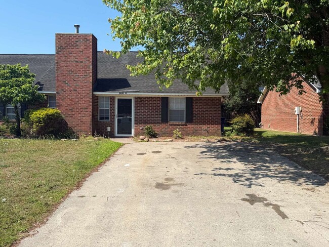 Photo - 2601 Richard Dr