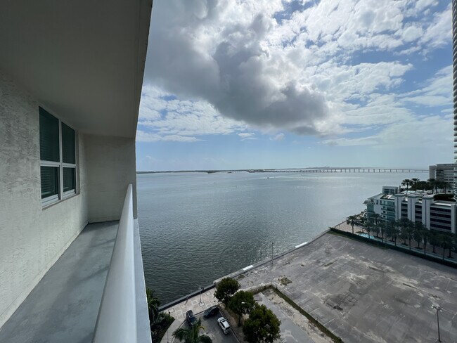 Photo - 1155 Brickell Bay Dr Rental