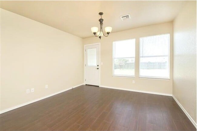 Photo - 136 Rob Ln
