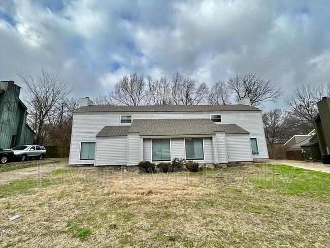 Building Photo - 3353 Fairbanks St