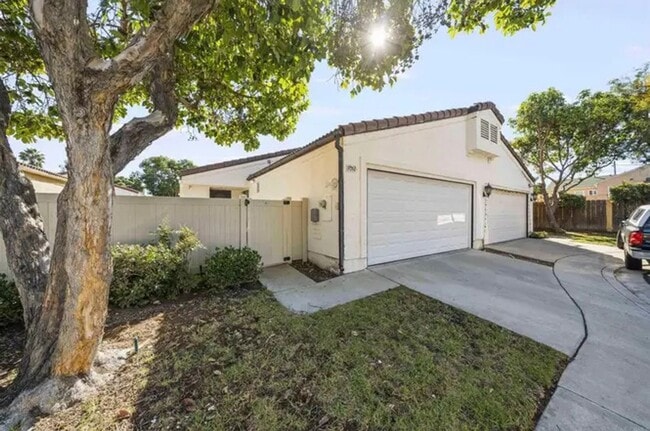 Building Photo - Your Next San Diego Home Is Waiting For You