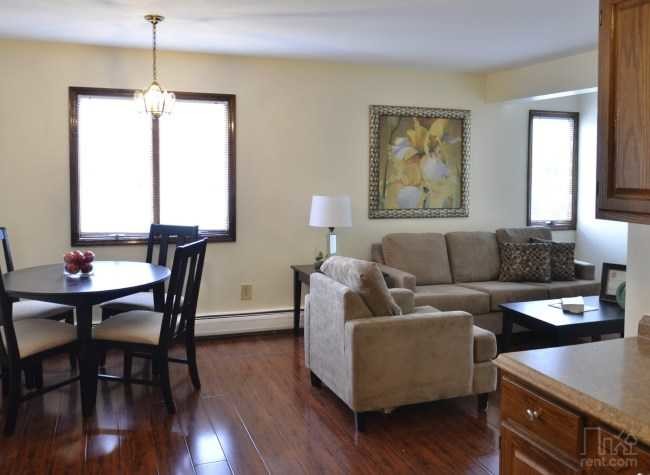 Photo - 810 Atlantic St Unit B5
