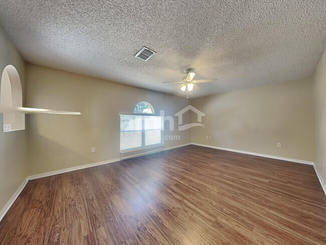 Photo - 6936 Crown Lake Dr