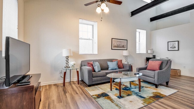 Photo - 12000 Main Campus Dr Unidad FL4-ID1050354P