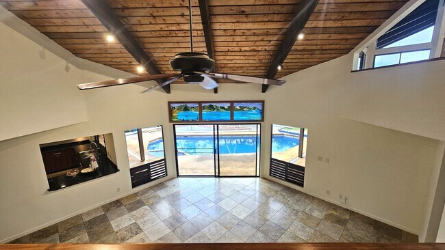 Photo - Kaneohe Bay 4/3.5 with way to much to list!